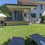 La Petite Dame - Maggiore - 100 M From The * Verbania