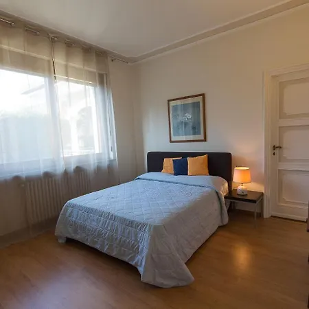 Апартаменты La Petite Dame - Maggiore - 100 M From The